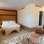 Hemanaire Bed & Breakfast 4*