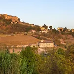Bed & Breakfast Hemanaire 4*