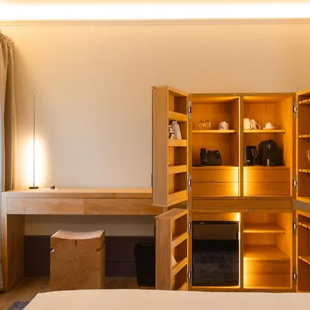 Hemanaire Bed & Breakfast 4*