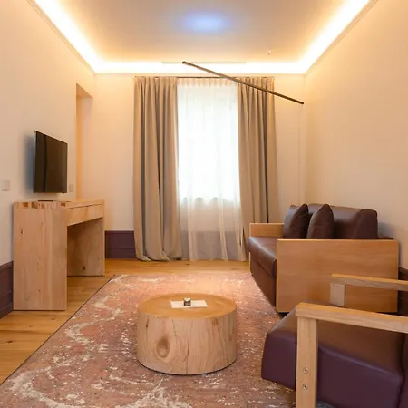 Hemanaire 4*