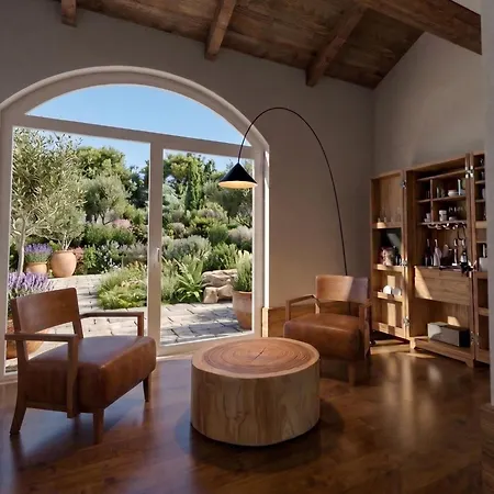Hemanaire Bed & Breakfast 4*