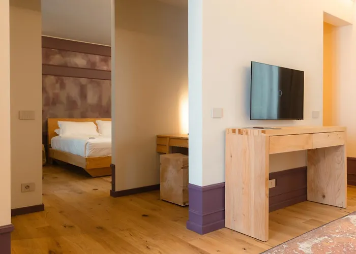 Bed & Breakfast Hemanaire 4*